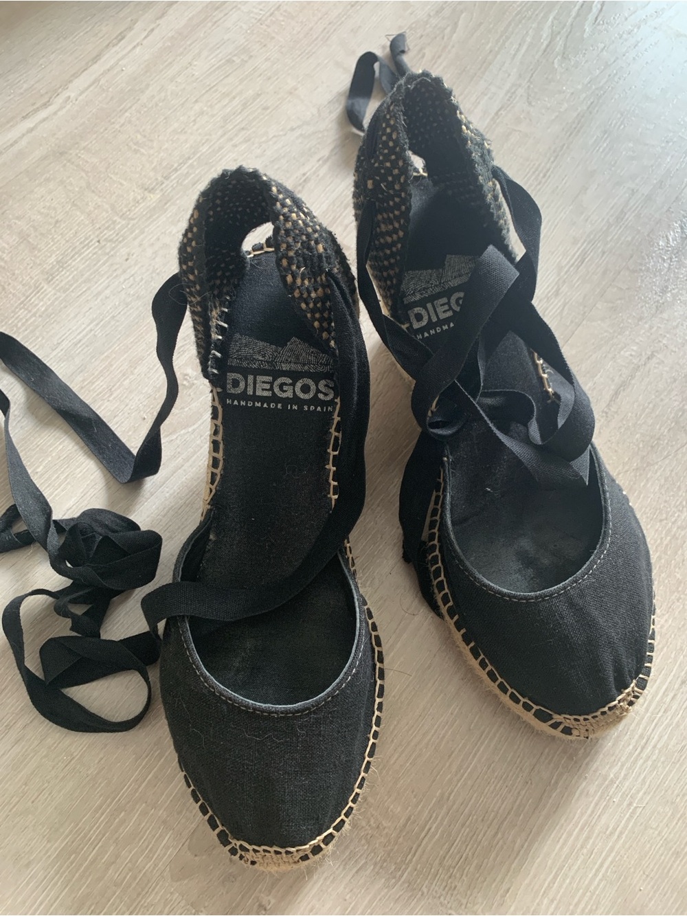 Diego’s Black Lace-Up wedges